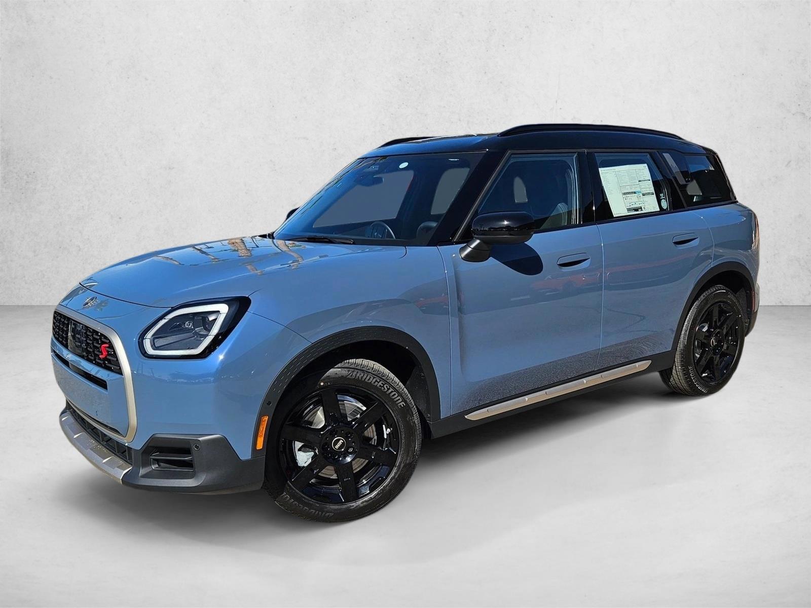 Thumbnail: 2027 MINI Cooper Countryman - 1