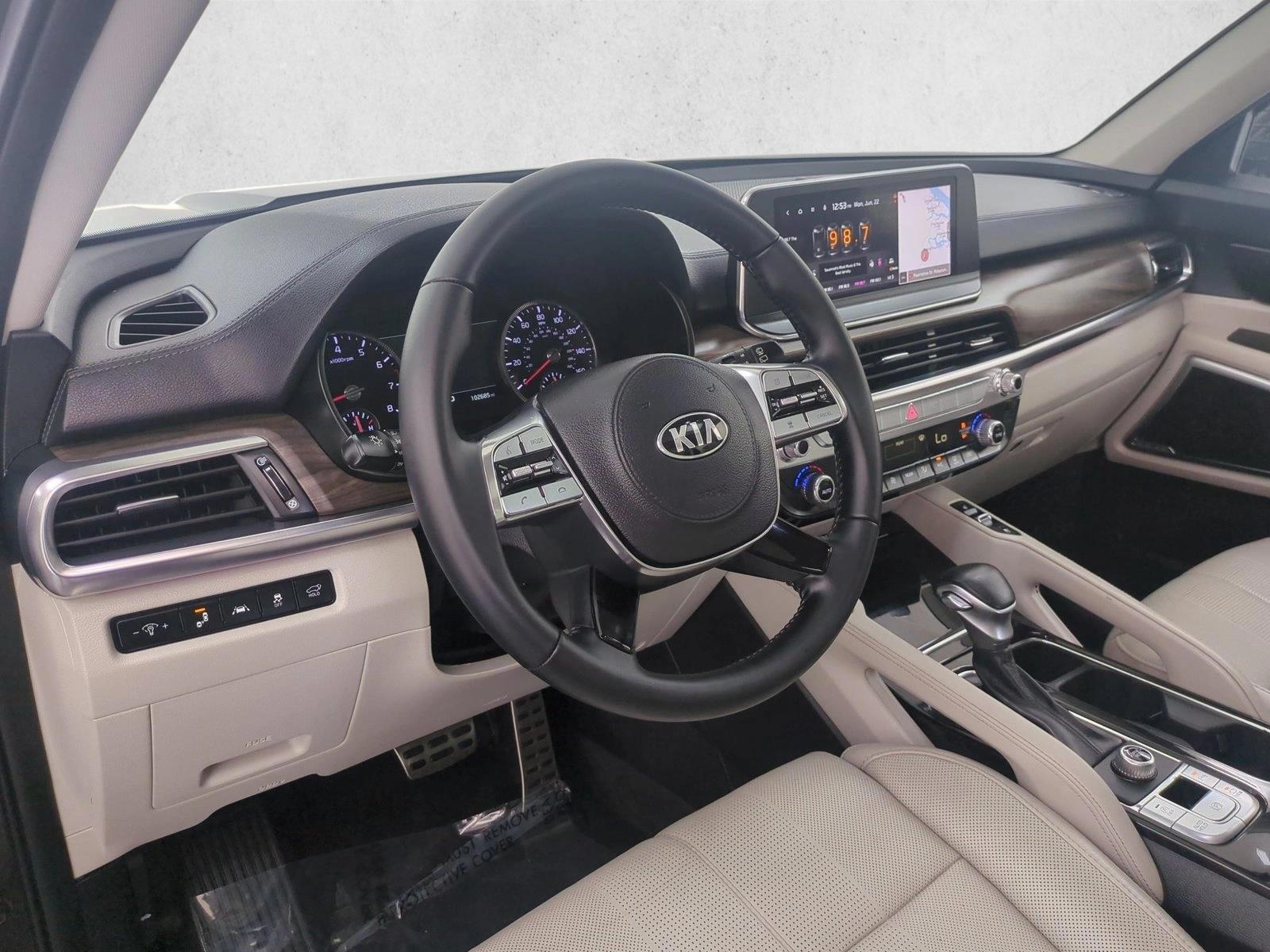 Thumbnail: 2020 Kia Telluride - 3