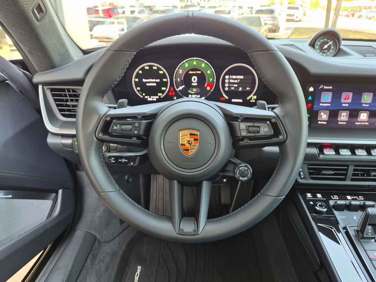 2026 Porsche 911 GTS - Photo 17