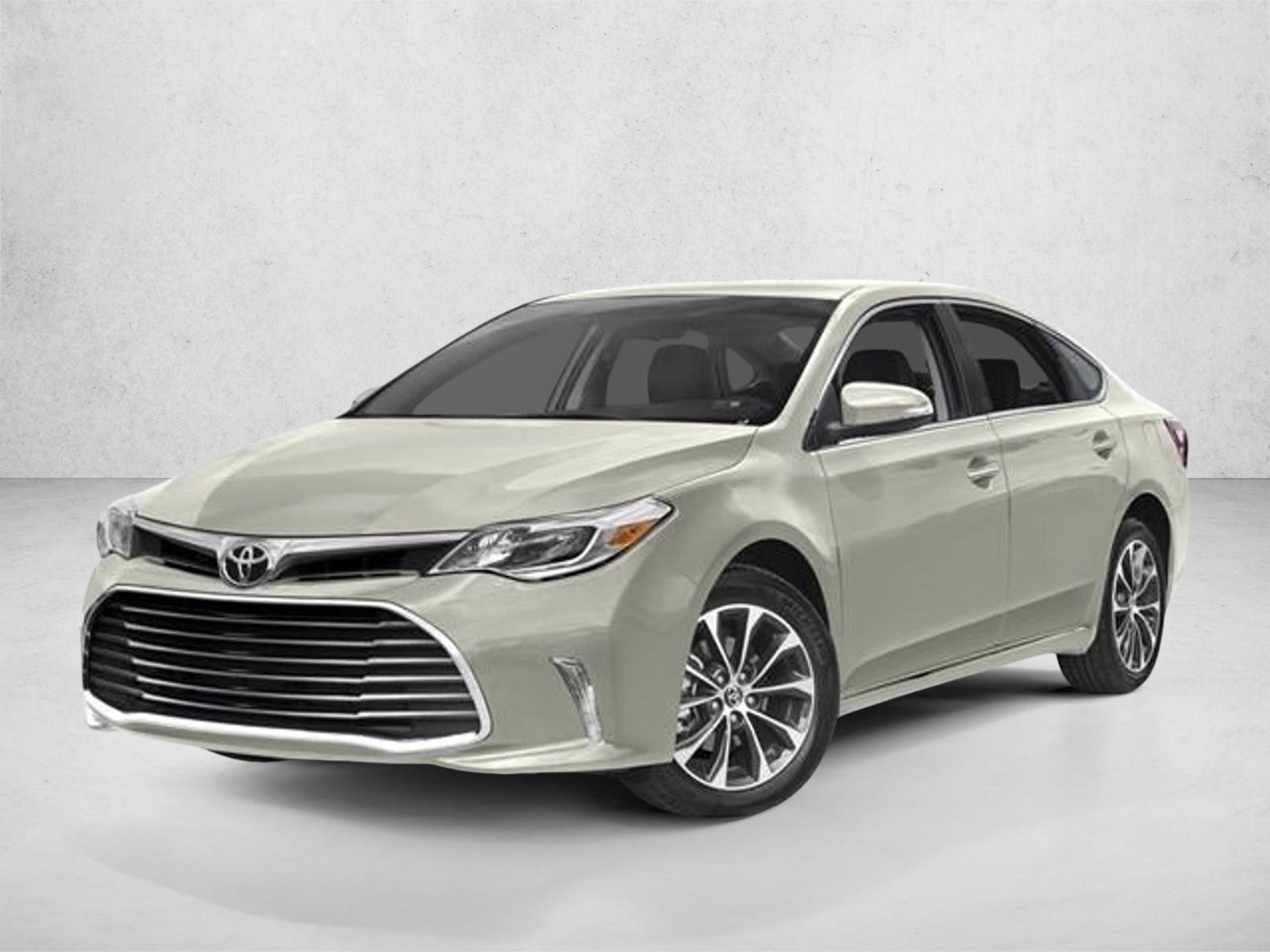 Thumbnail: 2016 Toyota Avalon - 1