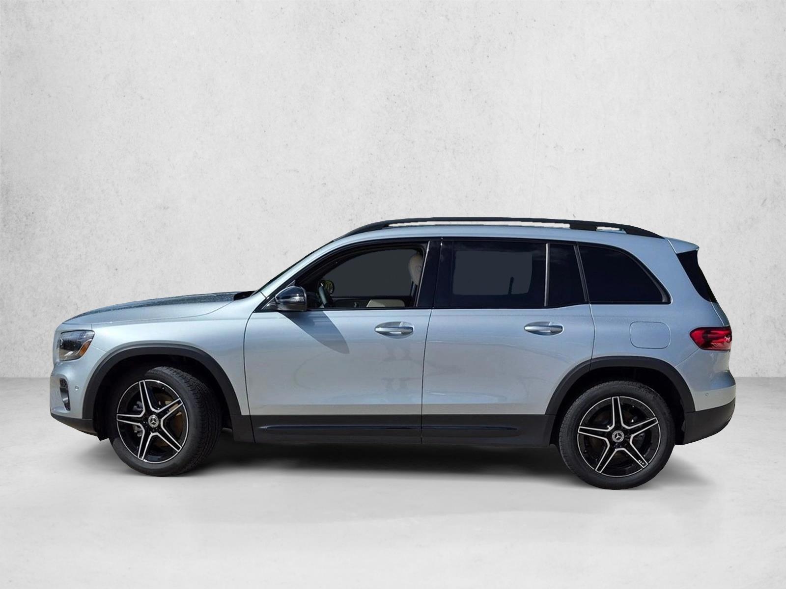 Thumbnail: 2026 Mercedes-Benz GLB - 2