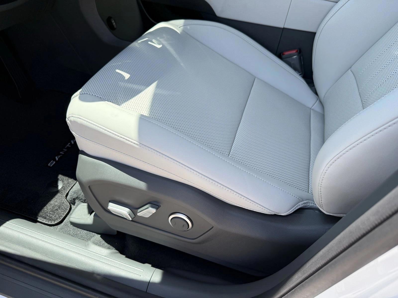 Thumbnail: 2026 Hyundai Santa Fe - 4