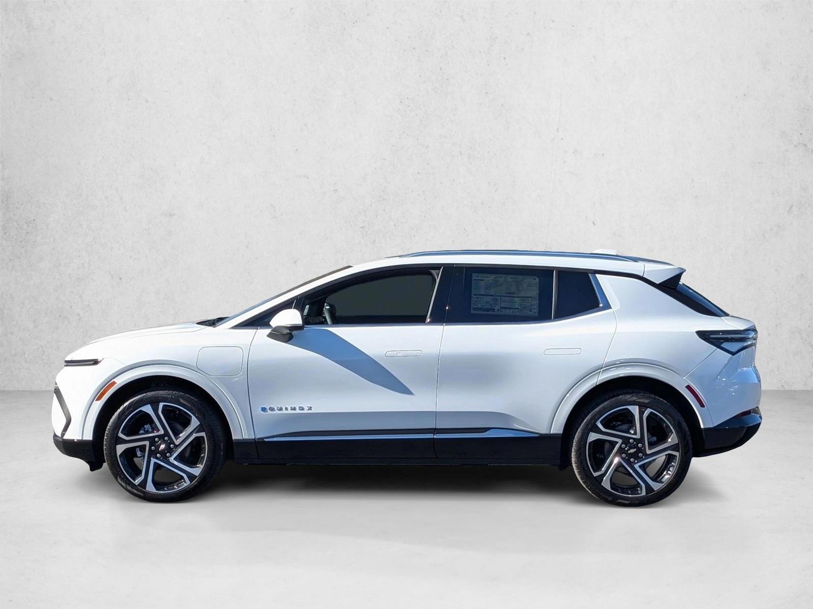 Thumbnail: 2026 Chevrolet Equinox - 2