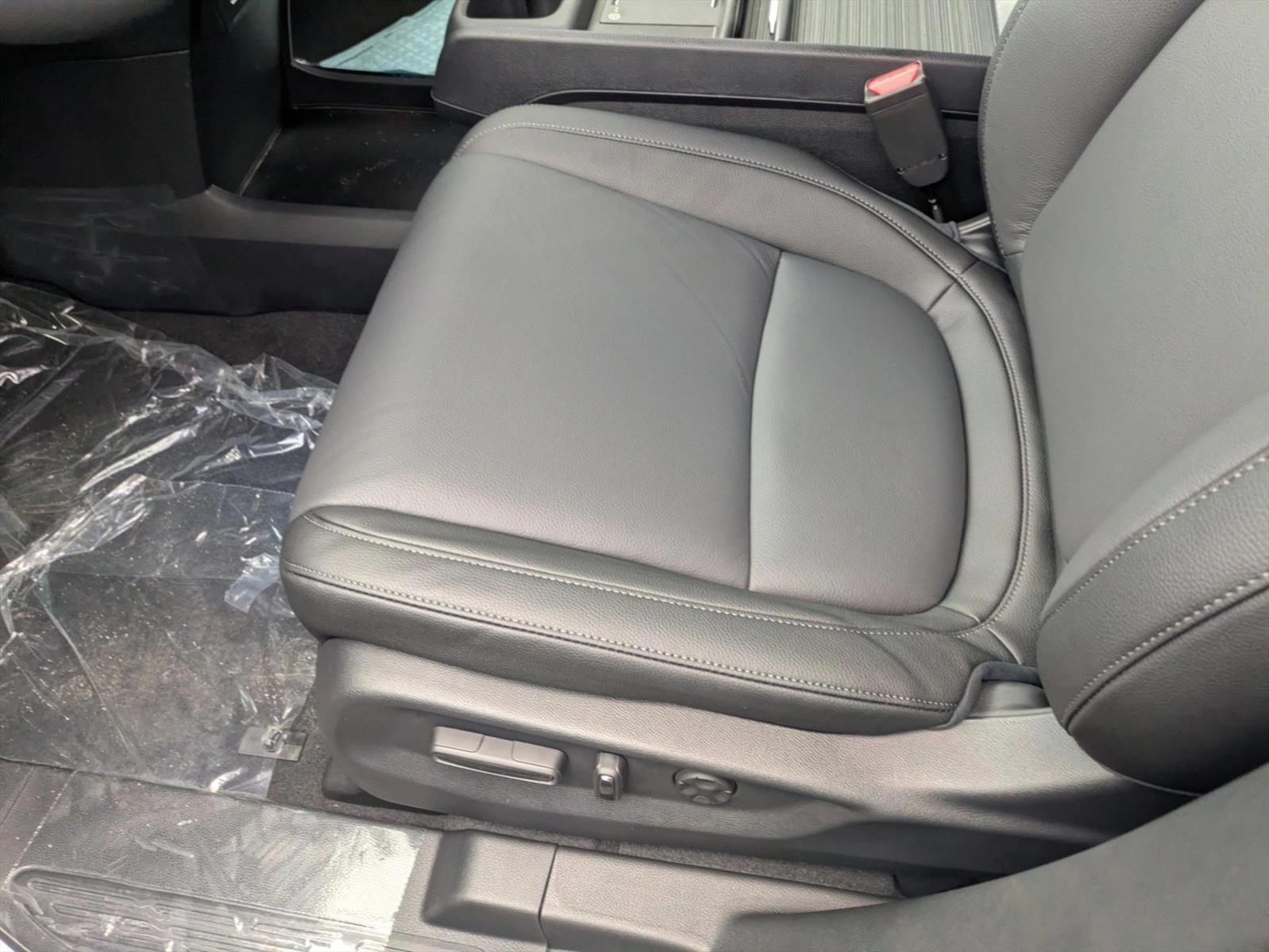 Thumbnail: 2026 Honda Odyssey - 4