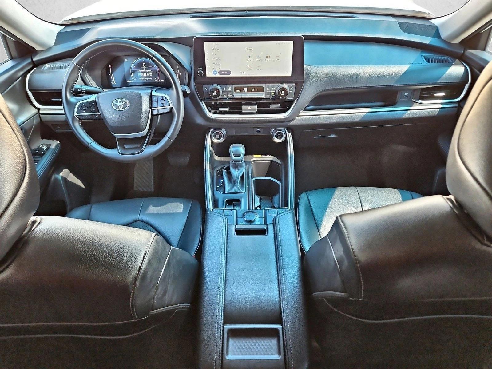 Thumbnail: 2025 Toyota Grand Highlander - 4