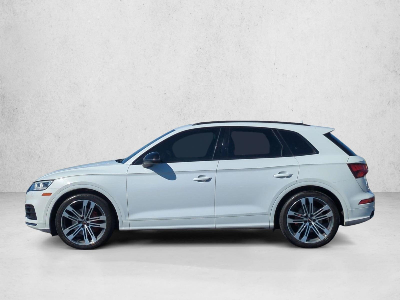 Thumbnail: 2020 Audi SQ5 - 2