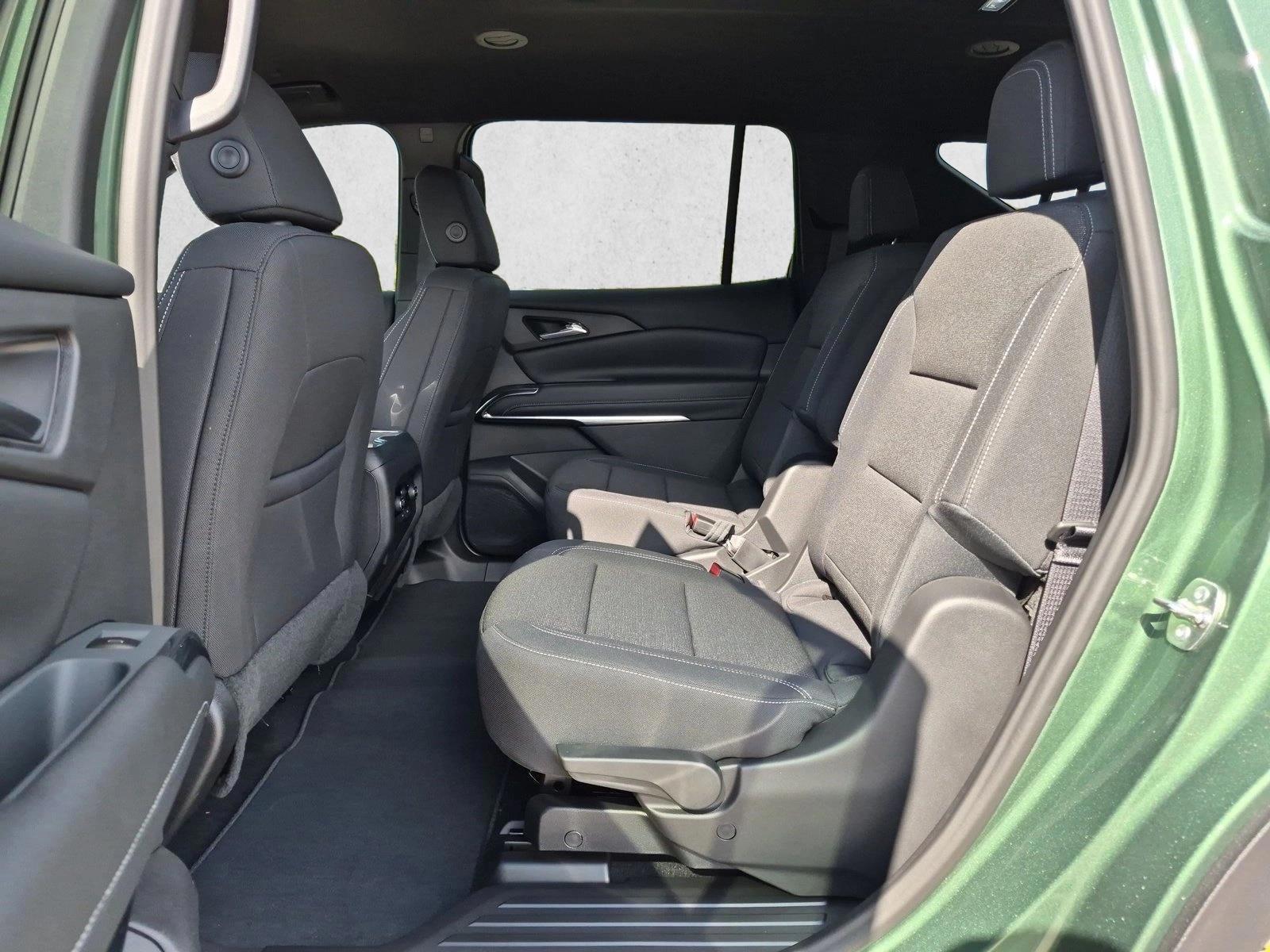 2027 Chevrolet Traverse LT - Photo 15