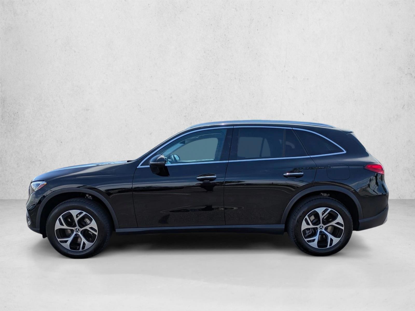 Thumbnail: 2025 Mercedes-Benz GLC - 2