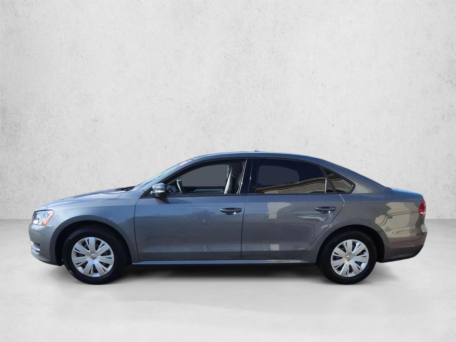 Thumbnail: 2014 Volkswagen Passat - 3