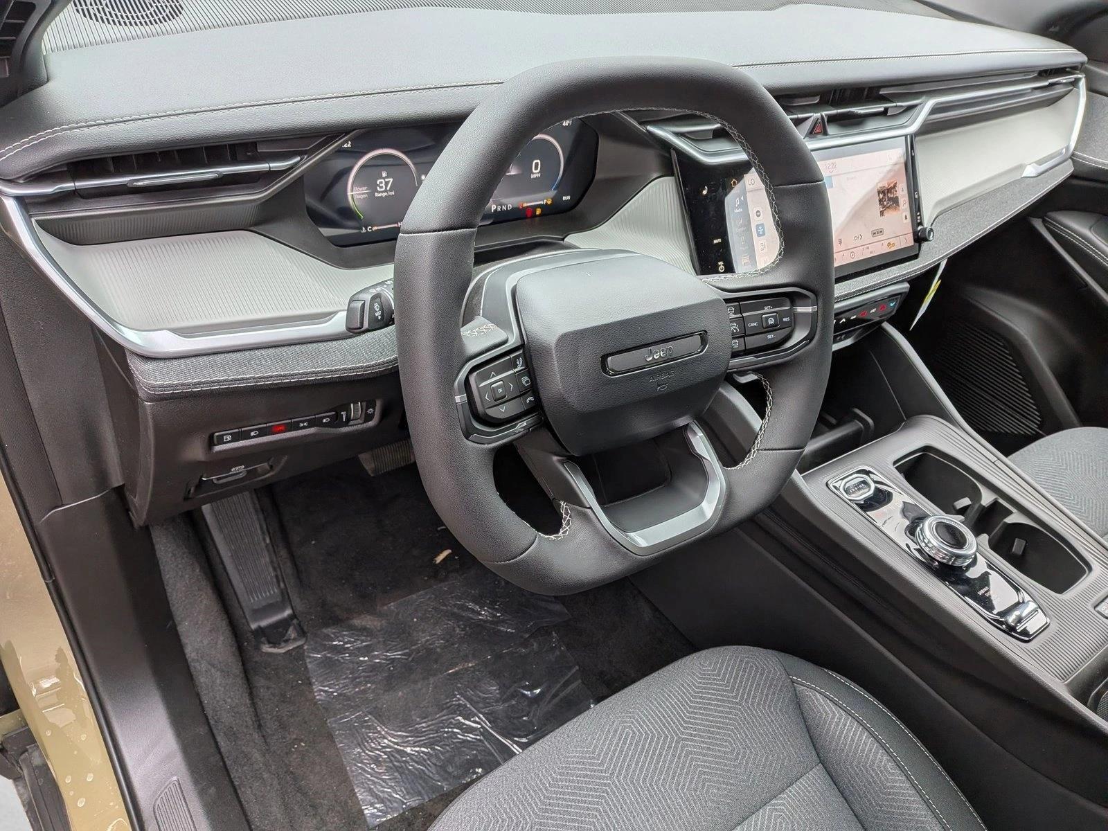 Thumbnail: 2026 Jeep Cherokee - 3