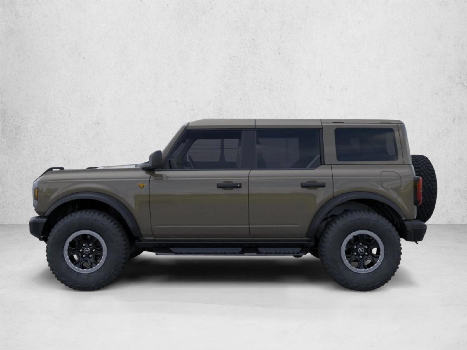 Thumbnail: 2026 Ford Bronco - 3
