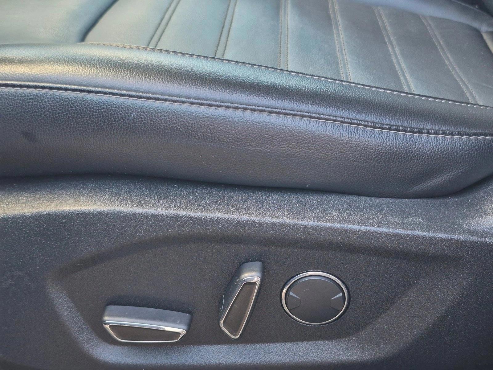 Thumbnail: 2017 Ford Edge - 2