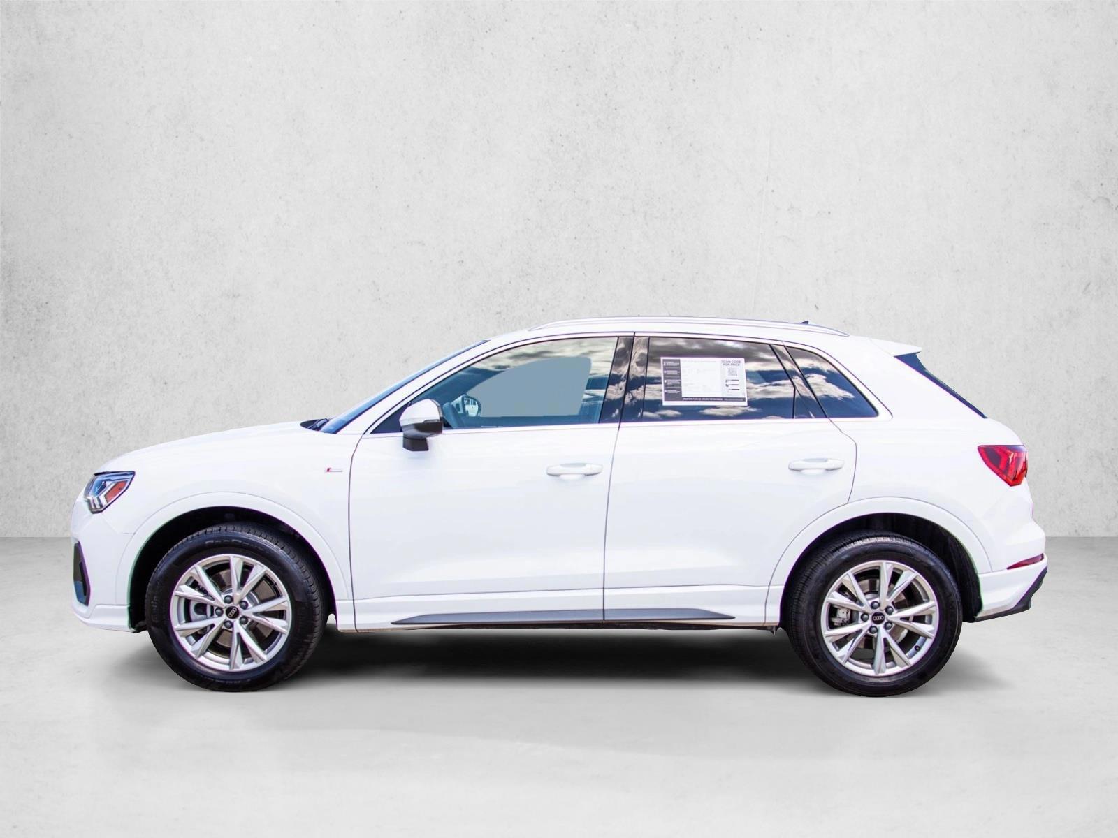 Thumbnail: 2025 Audi Q3 - 2