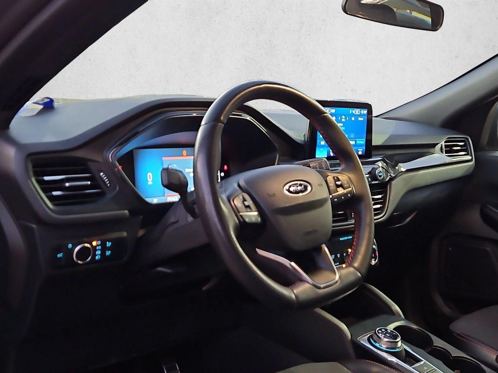 Thumbnail: 2024 Ford Escape - 3