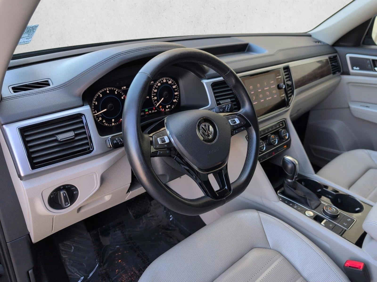 Thumbnail: 2018 Volkswagen Atlas - 3