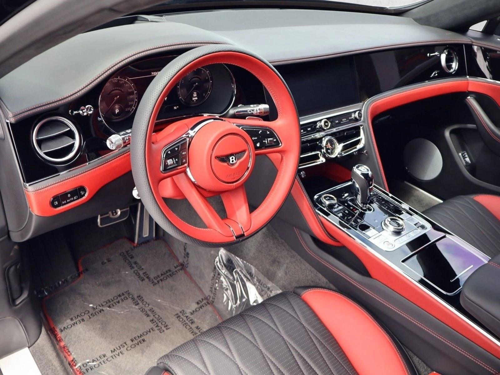 Thumbnail: 2023 Bentley Flying Spur - 3