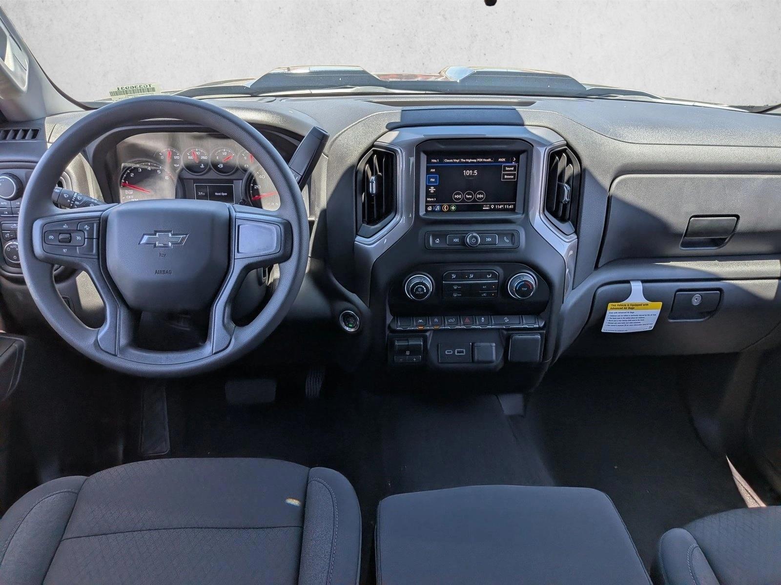 Thumbnail: 2026 Chevrolet Silverado 1500 - 3