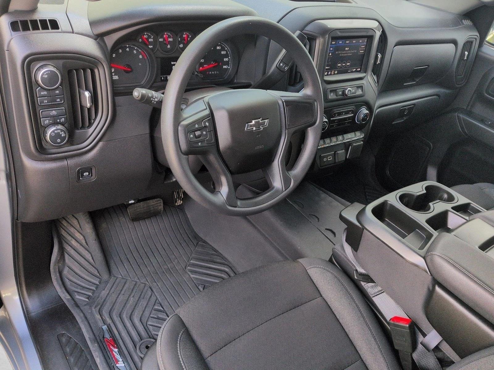 Thumbnail: 2025 Chevrolet Silverado 1500 - 4