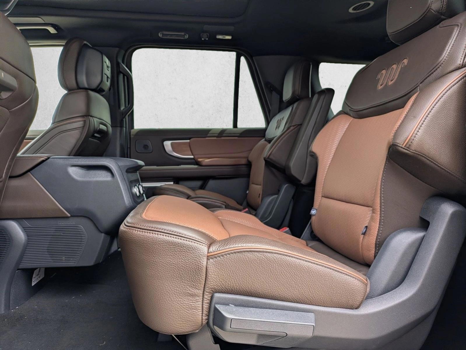 Thumbnail: 2026 Ford Expedition MAX - 5