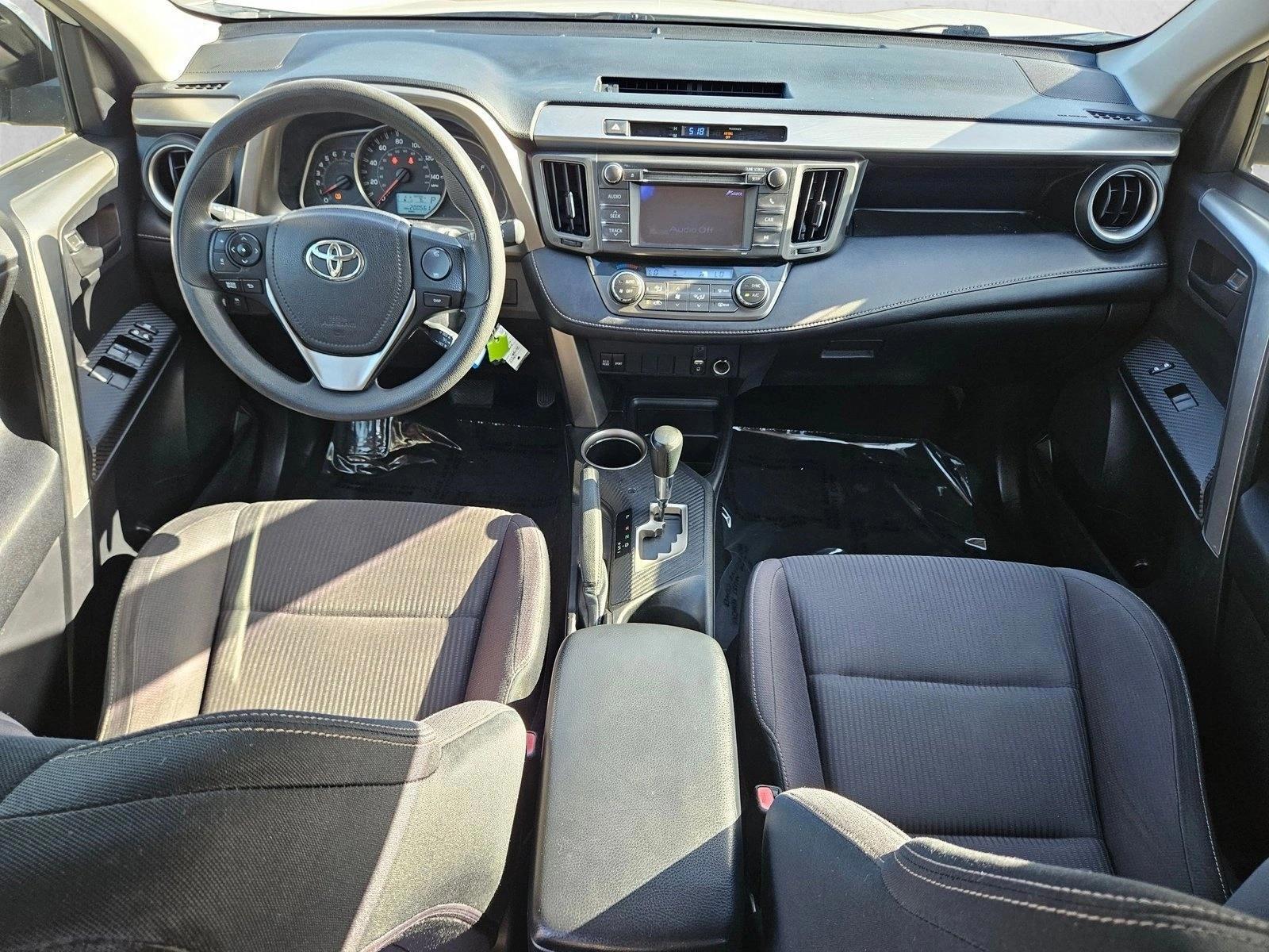 Thumbnail: 2013 Toyota RAV4 - 3
