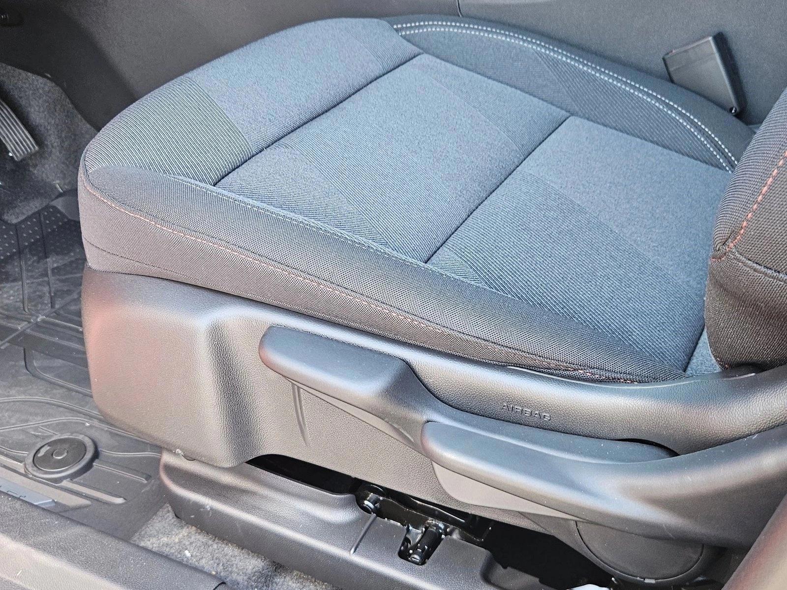 Thumbnail: 2026 Chevrolet Trax - 5