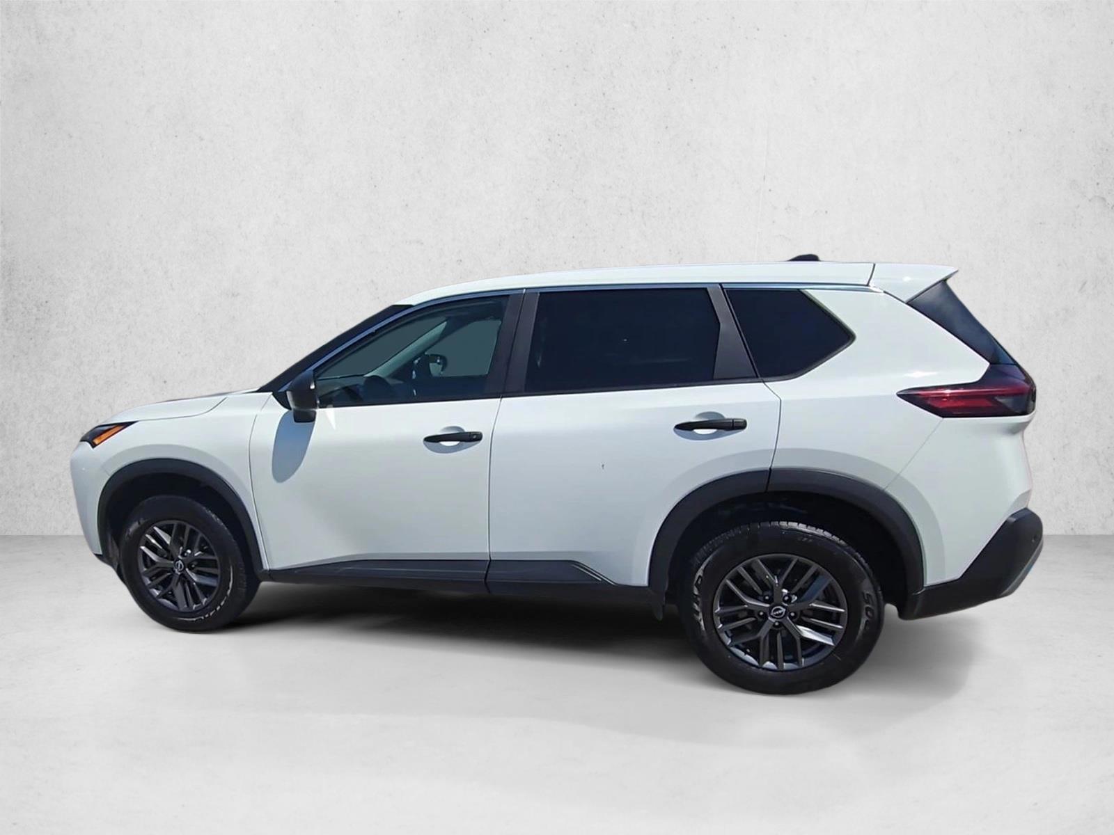 Thumbnail: 2023 Nissan Rogue - 4