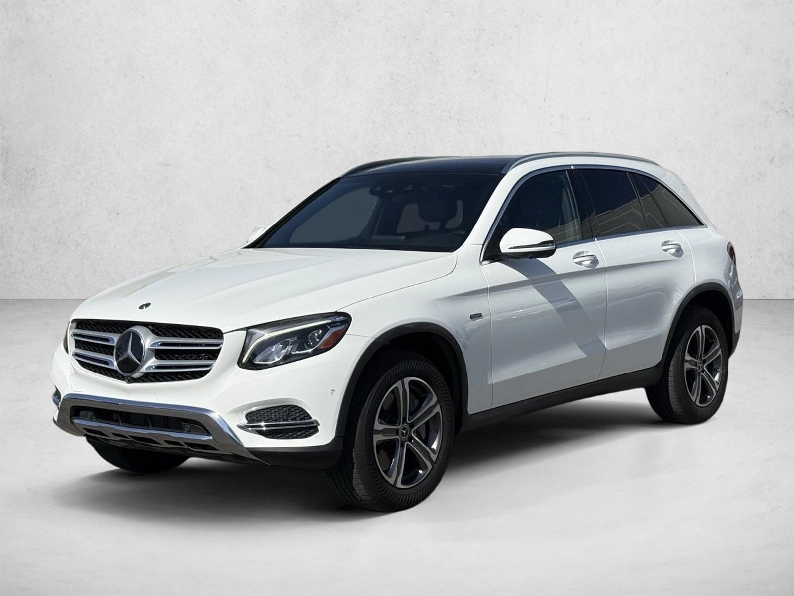 Thumbnail: 2019 Mercedes-Benz GLC - 1