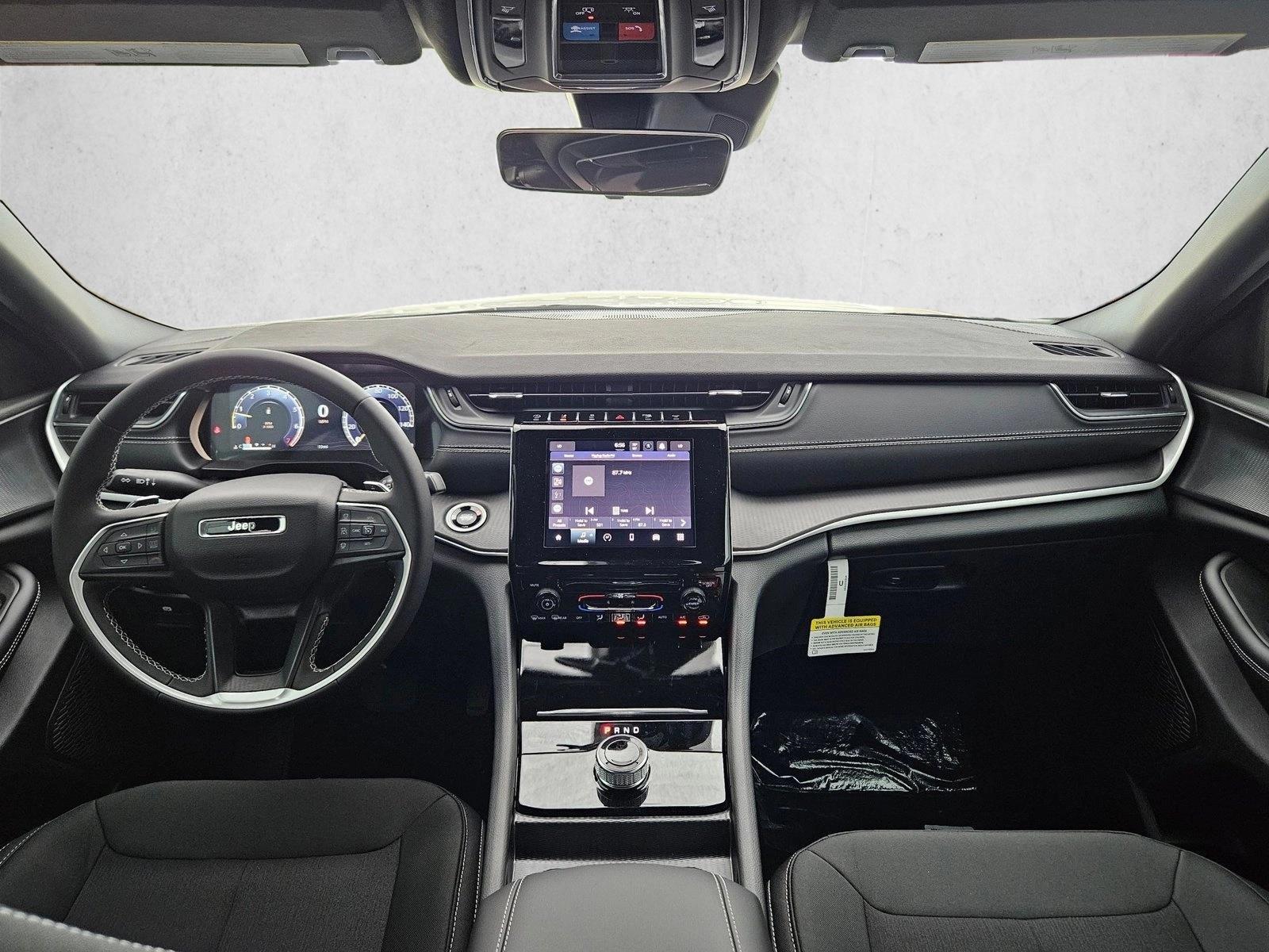 Thumbnail: 2026 Jeep Grand Cherokee - 3