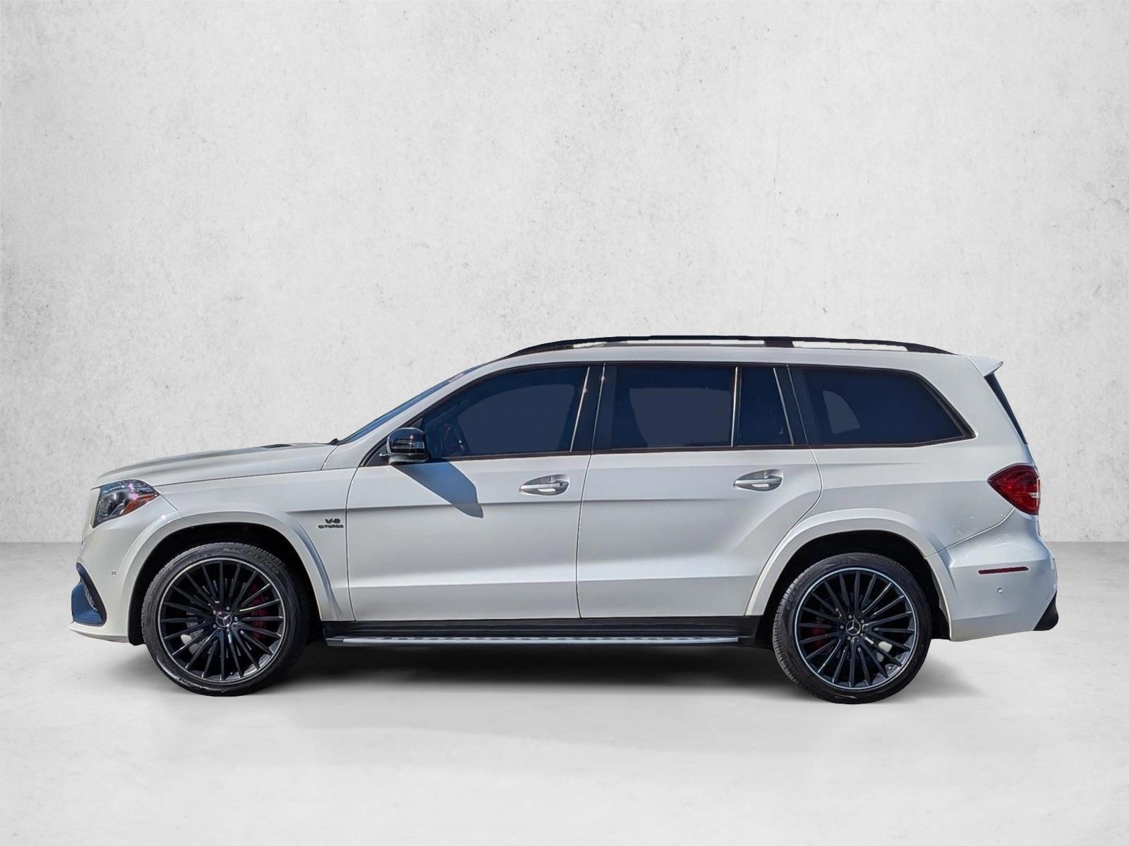 Thumbnail: 2018 Mercedes-Benz GLS - 2