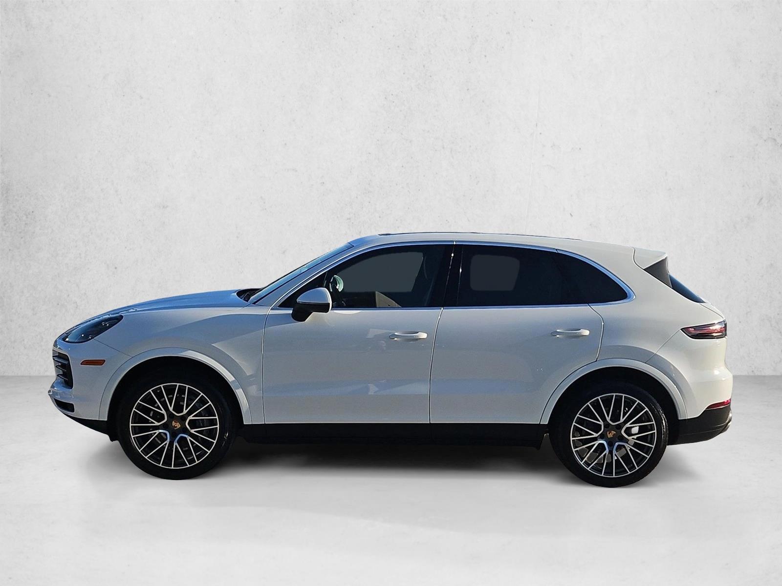 Thumbnail: 2021 Porsche Cayenne - 2