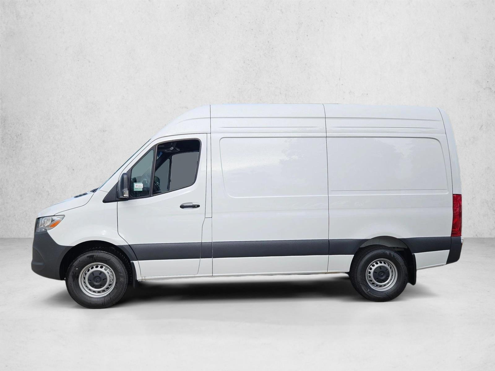 Thumbnail: 2026 Mercedes-Benz Sprinter - 2