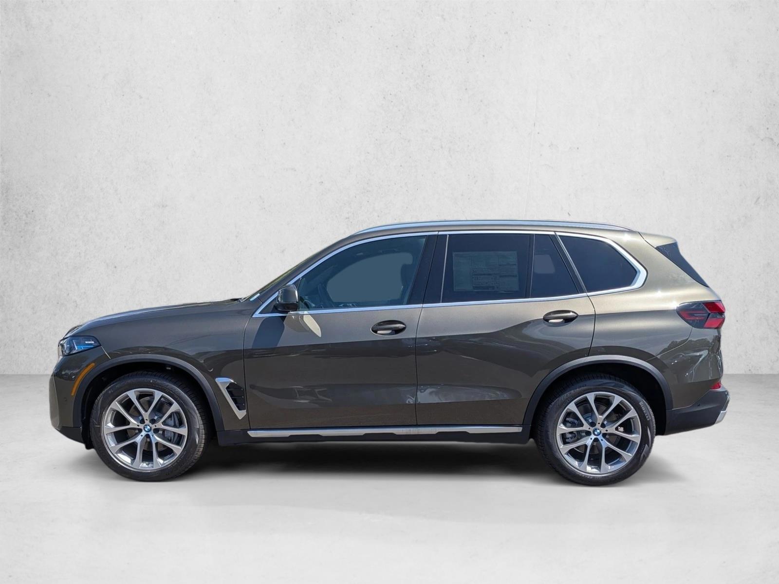 Thumbnail: 2026 BMW X5 - 2
