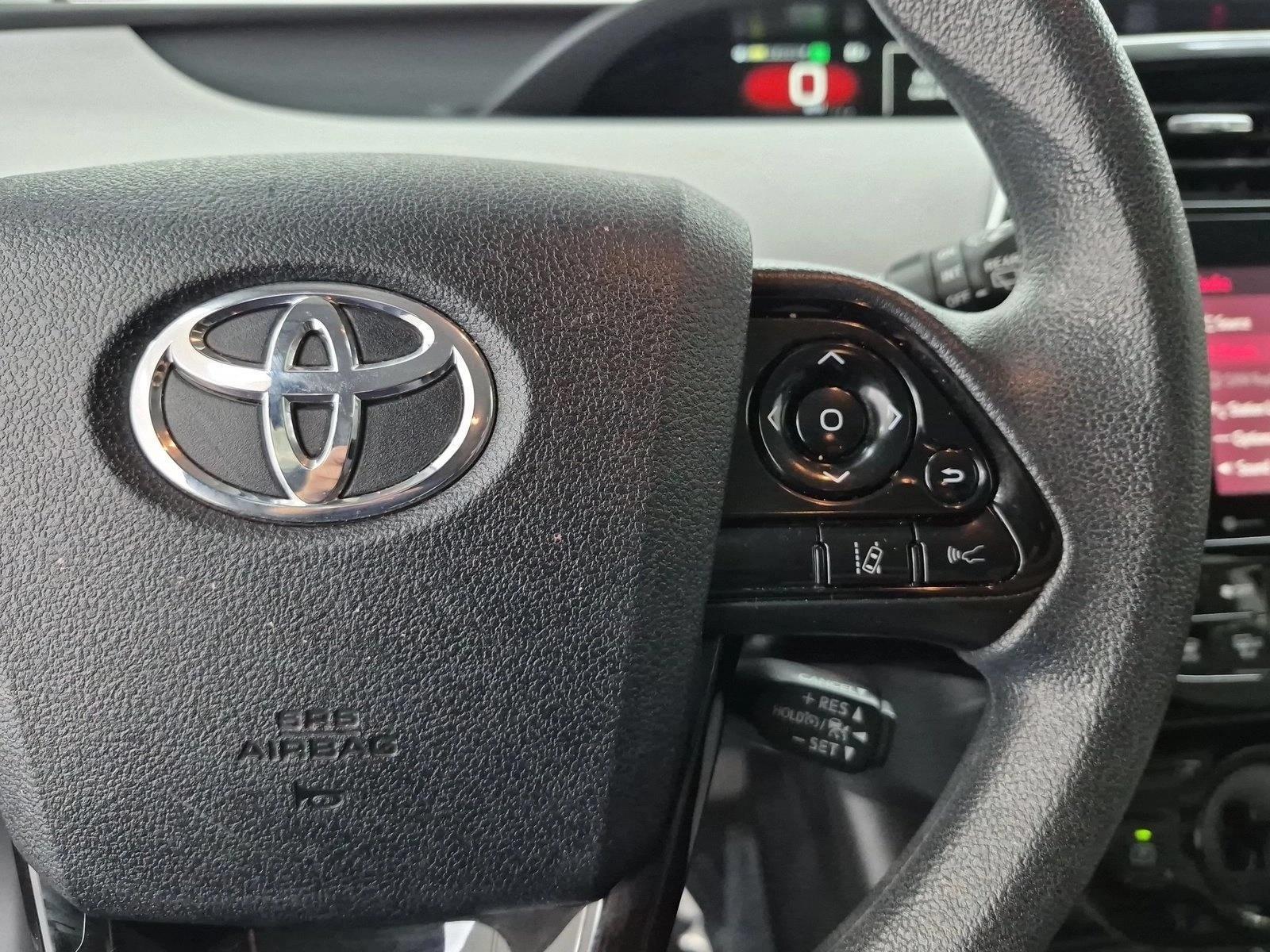 2022 Toyota Prius LE - Photo 30