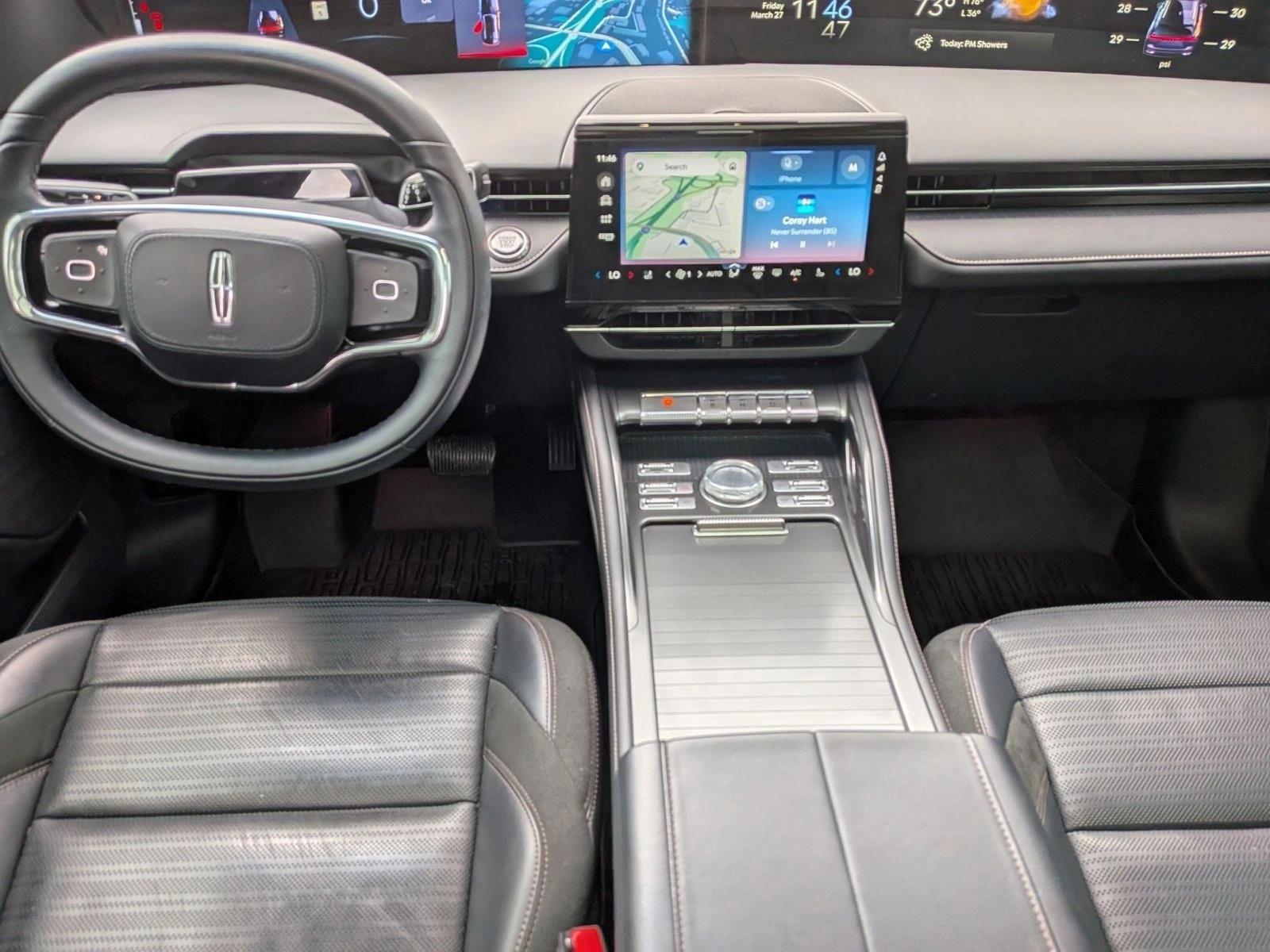 Thumbnail: 2024 Lincoln Nautilus - 3