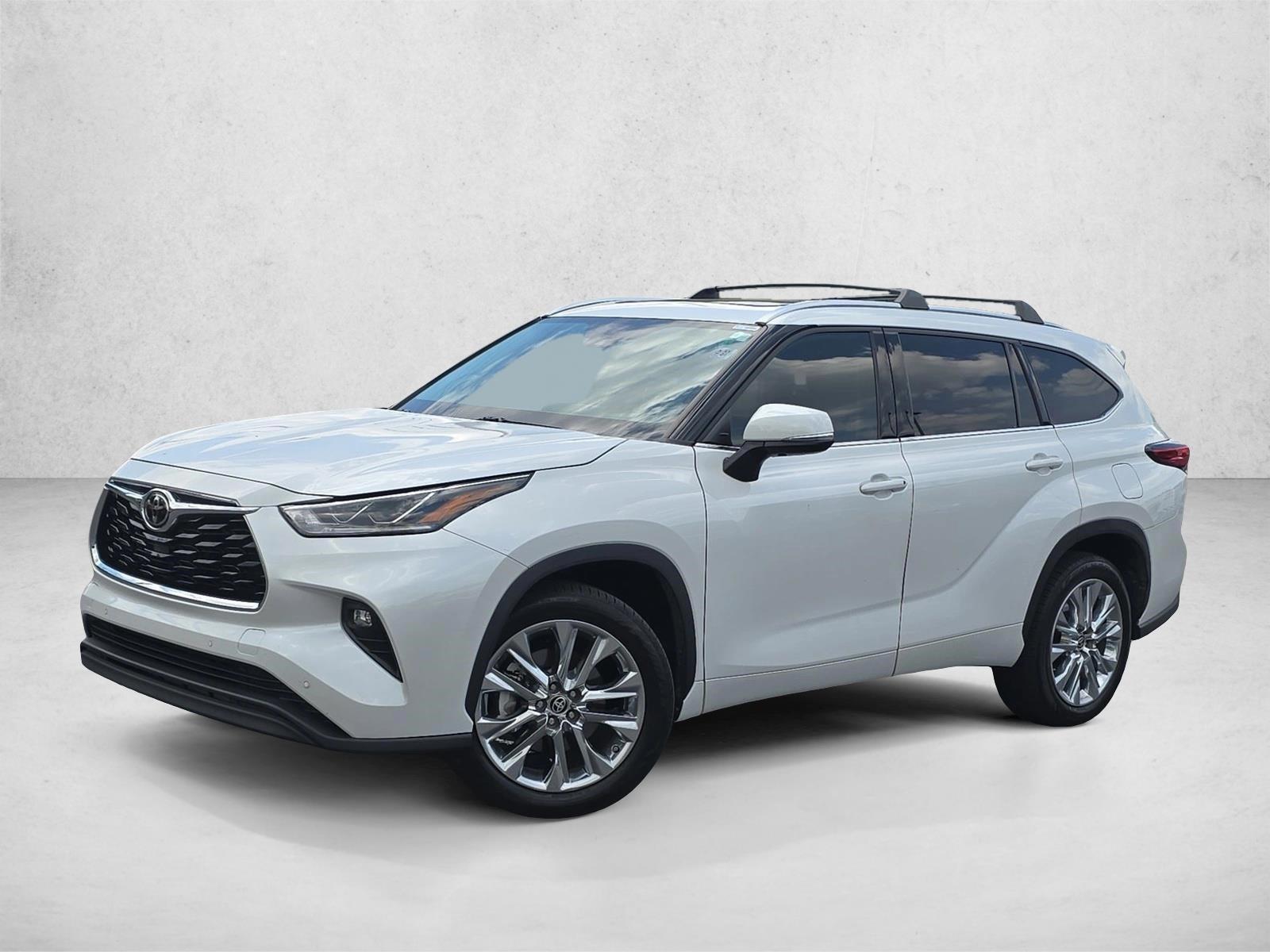 Thumbnail: 2023 Toyota Highlander - 1