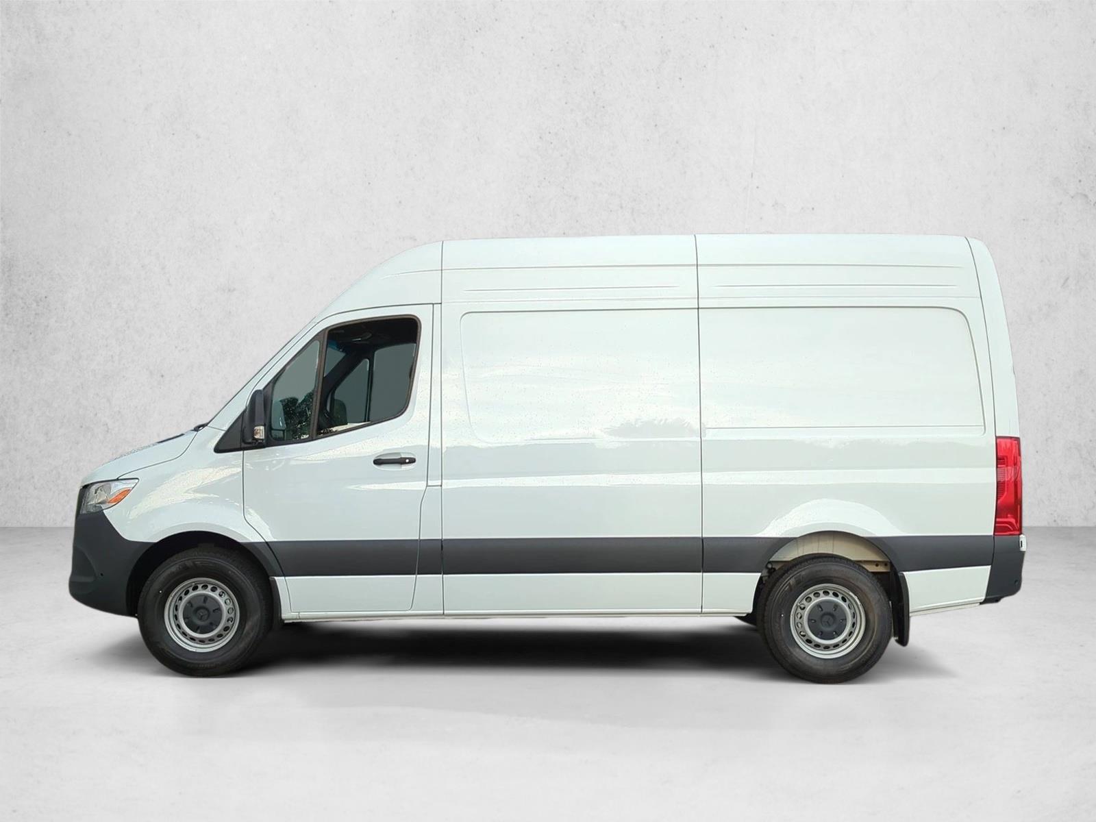 Thumbnail: 2026 Mercedes-Benz Sprinter - 2