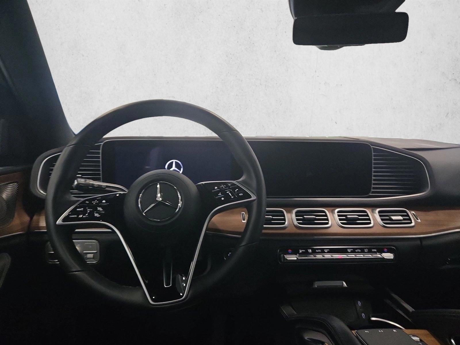 Thumbnail: 2026 Mercedes-Benz GLE - 4