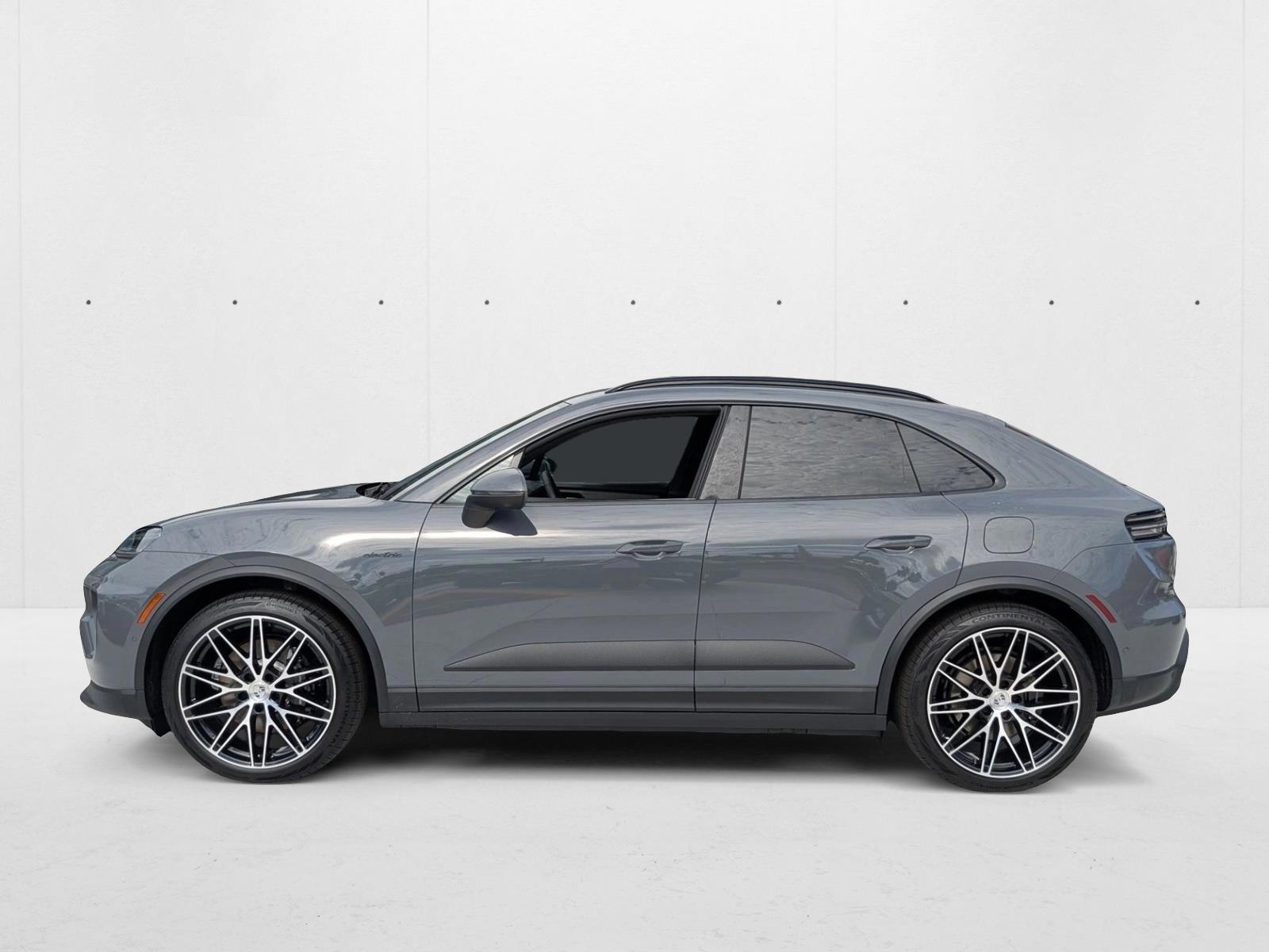 Thumbnail: 2025 Porsche Macan - 2