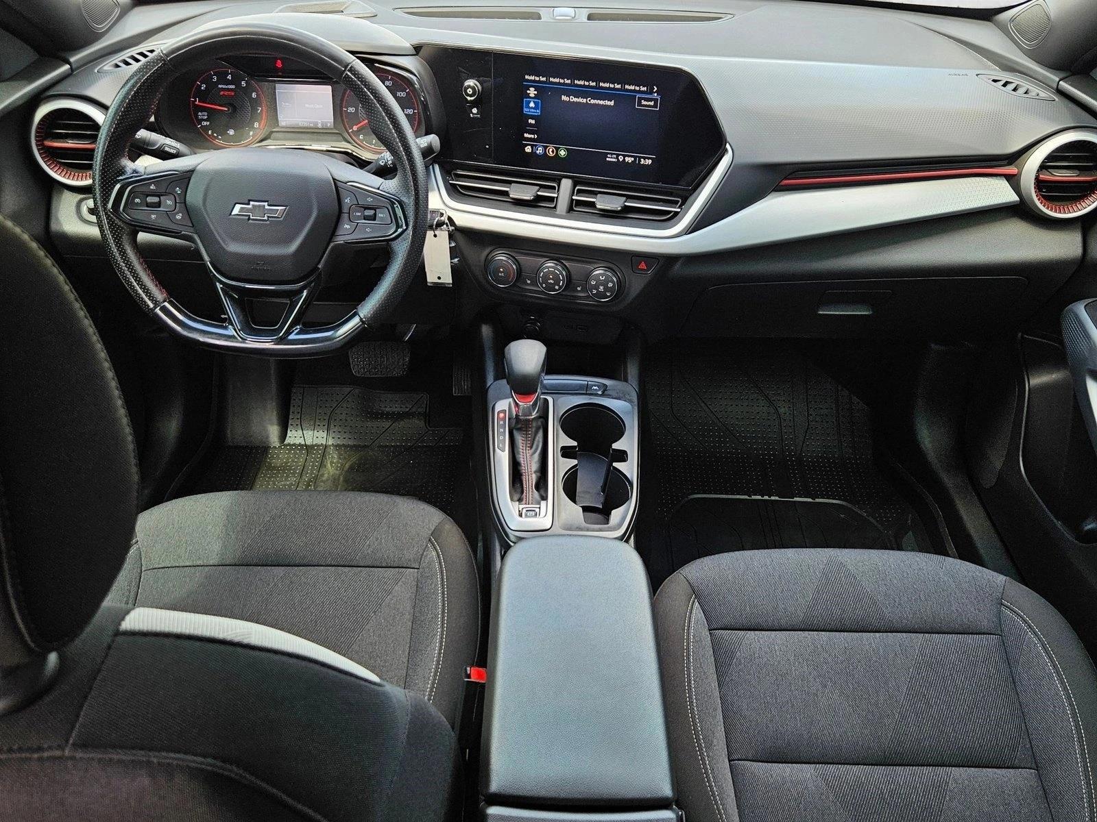 Thumbnail: 2024 Chevrolet Trax - 3