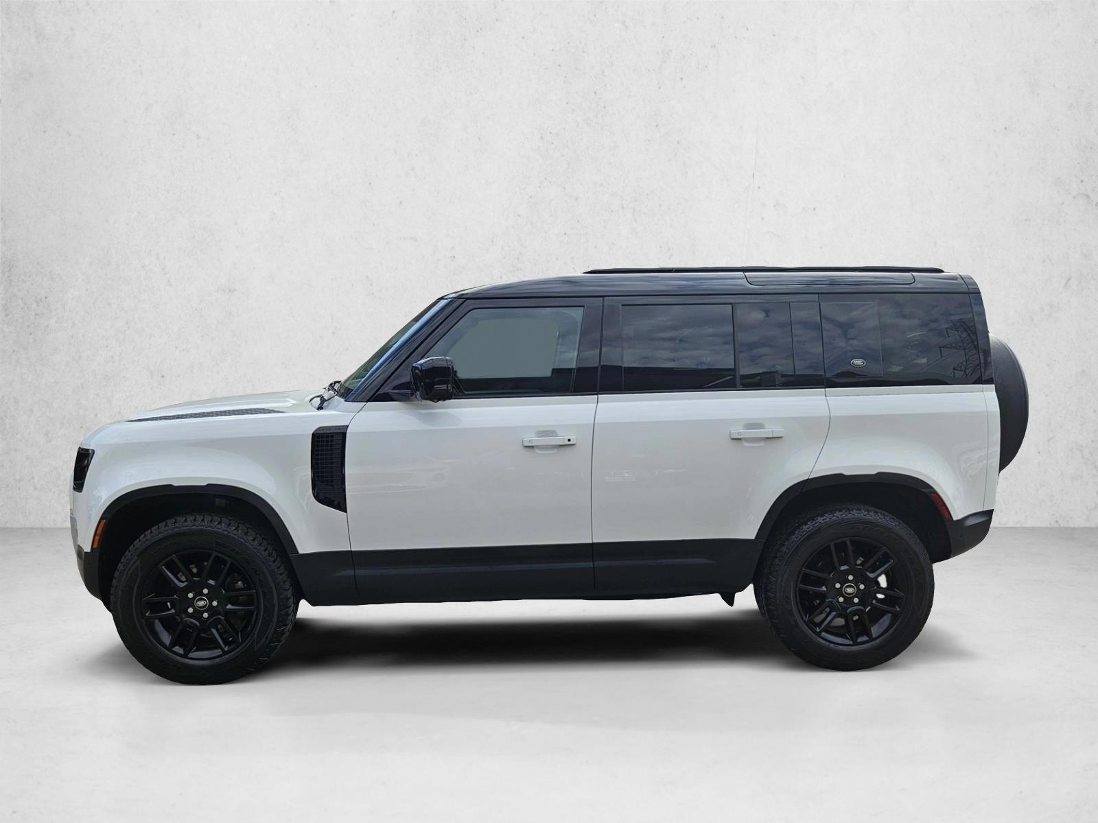 Thumbnail: 2023 Land Rover Defender - 2