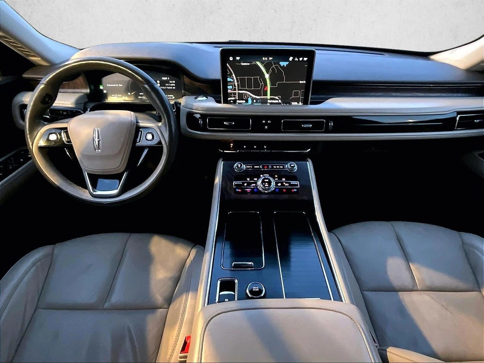 Thumbnail: 2022 Lincoln Aviator - 5