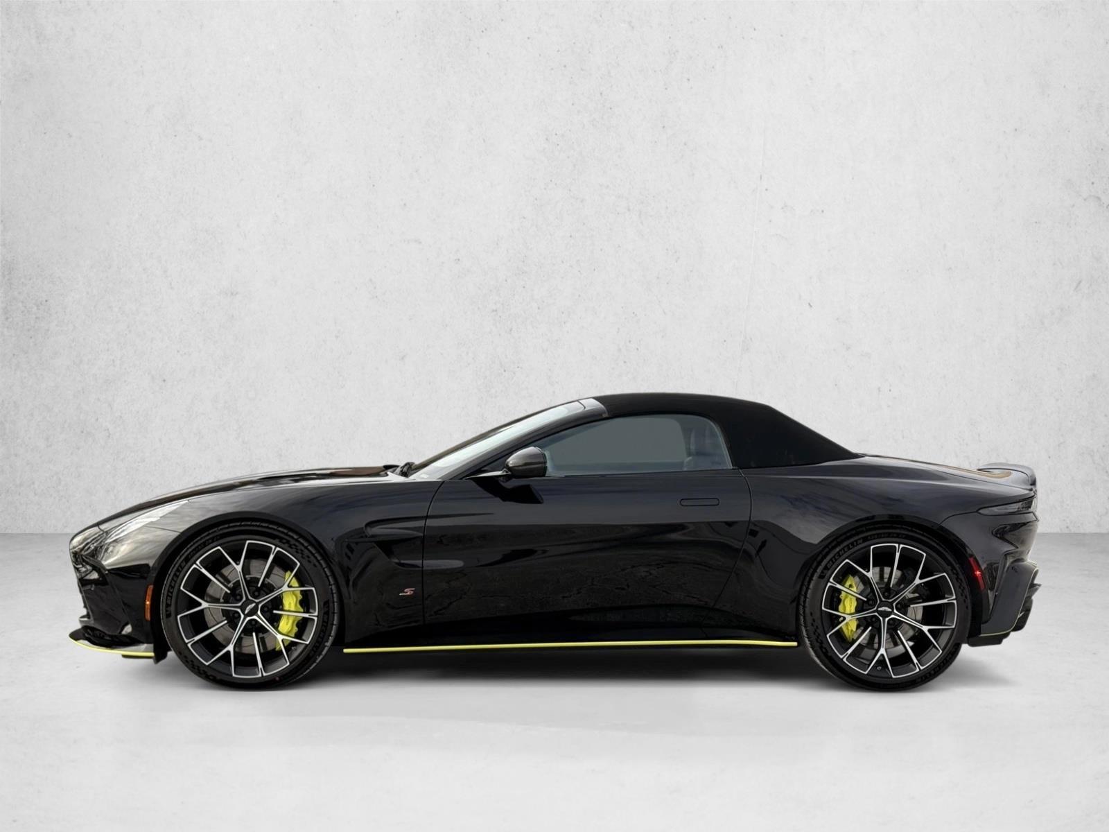 Thumbnail: 2026 Aston Martin Vantage - 4