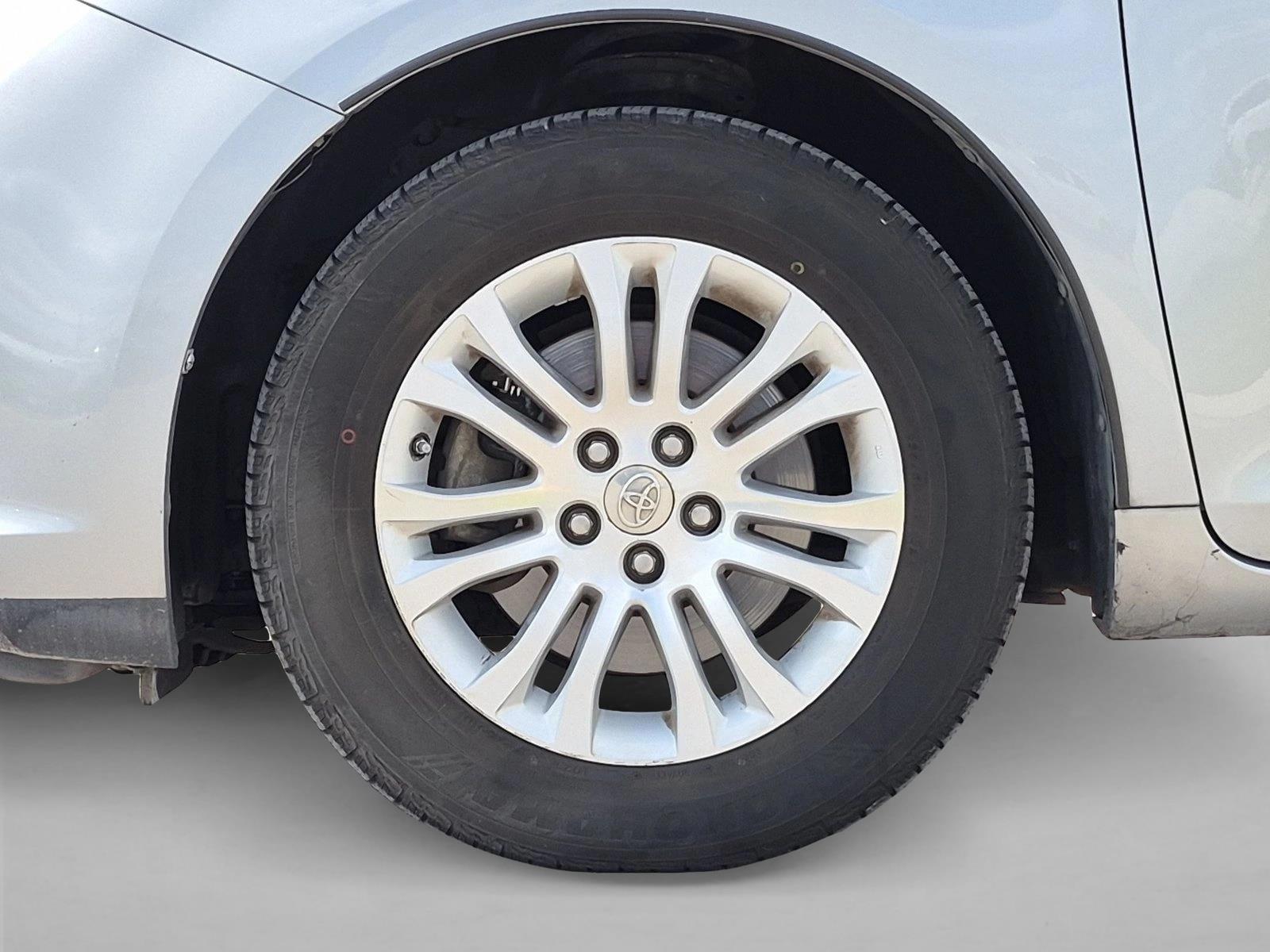 2014 Toyota Sienna, photo 22