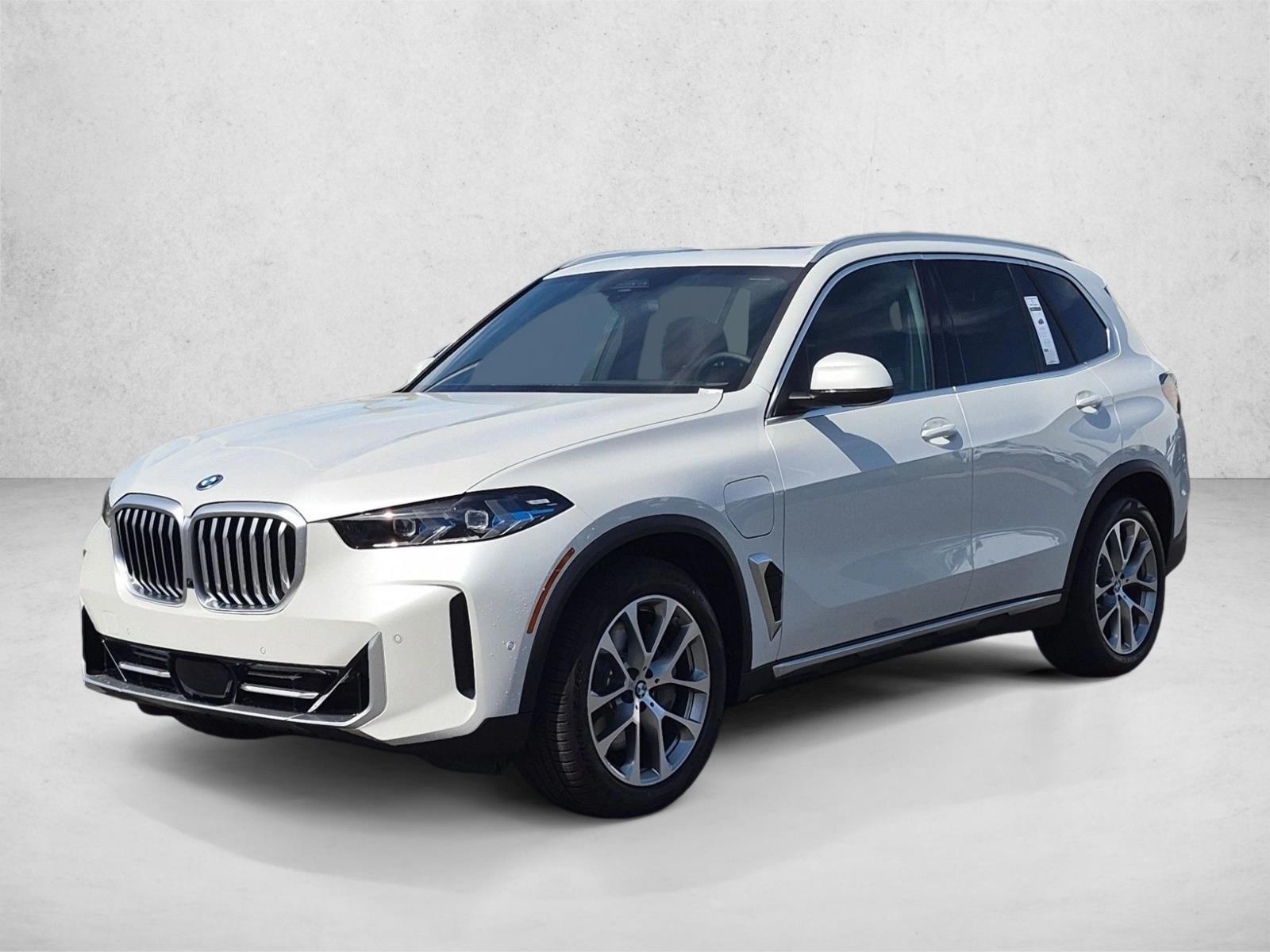 Thumbnail: 2026 BMW X5 - 1
