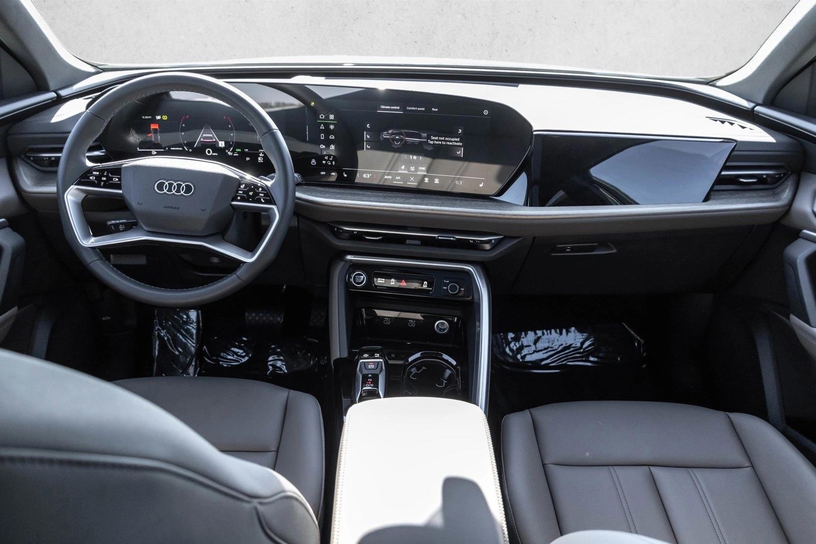 Thumbnail: 2025 Audi Q5 - 4