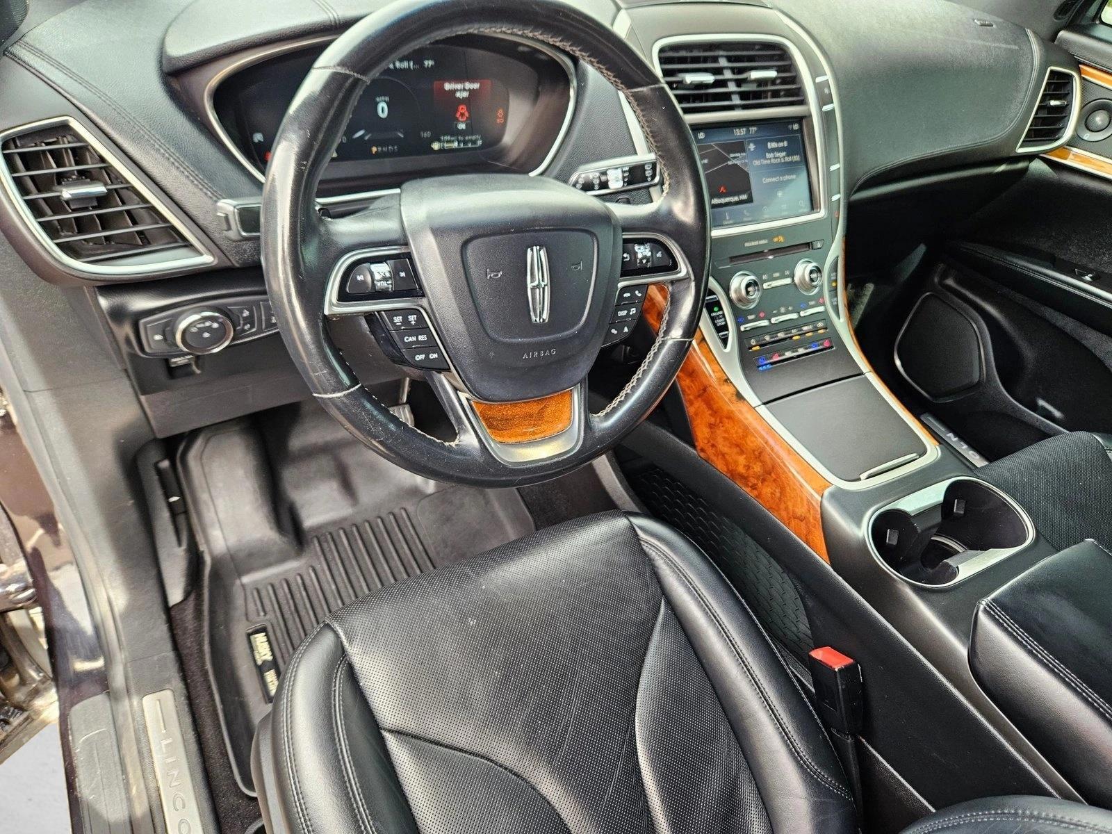 Thumbnail: 2019 Lincoln Nautilus - 3