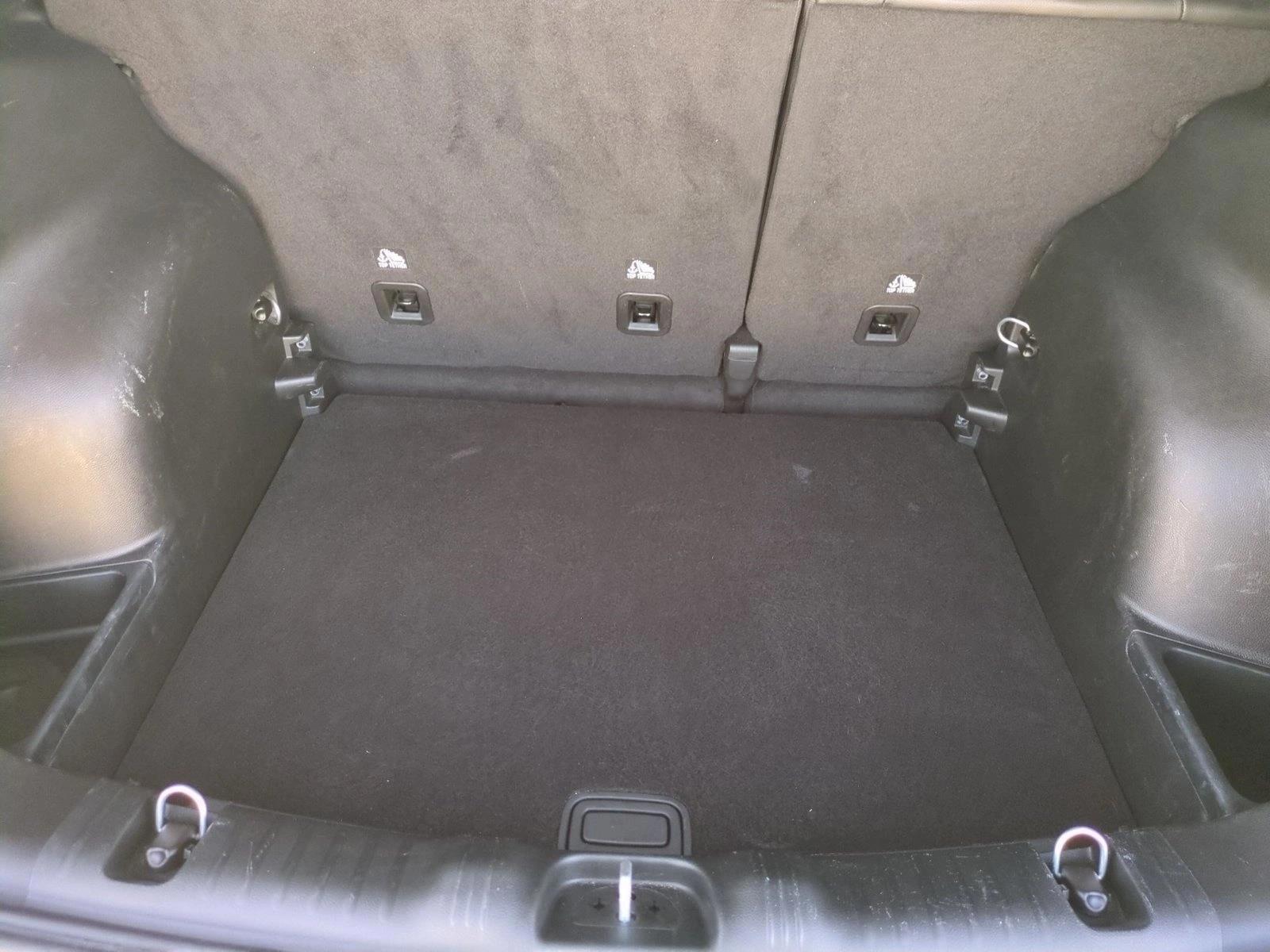 2023 Jeep Compass Latitude - Photo 6
