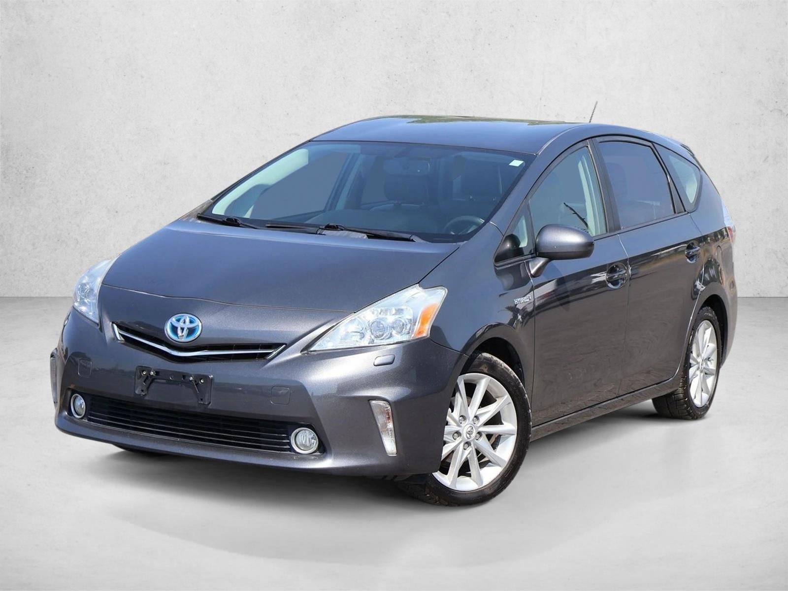 Thumbnail: 2012 Toyota Prius v - 1