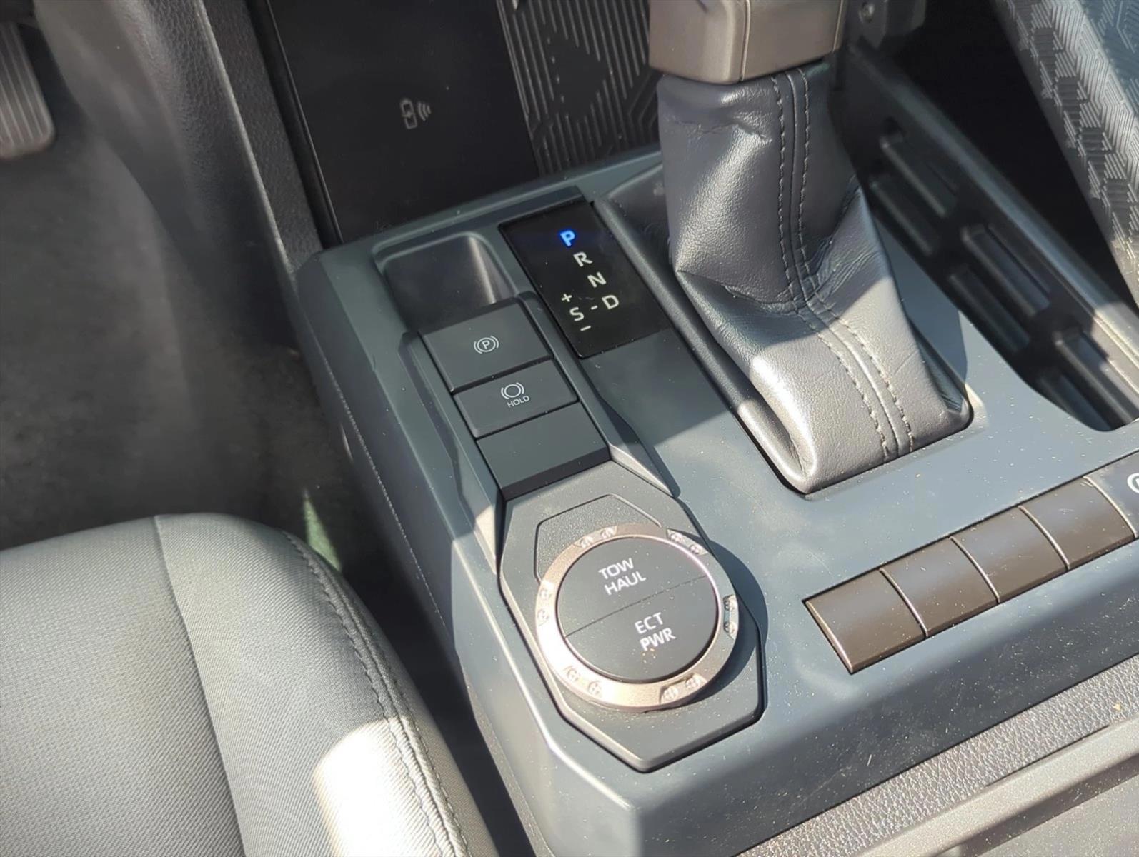 2024 Toyota Tacoma SR5 - Photo 22