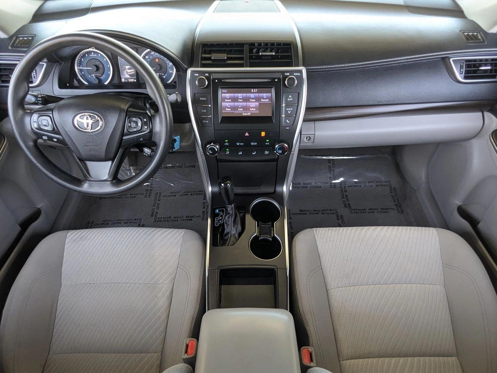 Thumbnail: 2016 Toyota Camry - 4